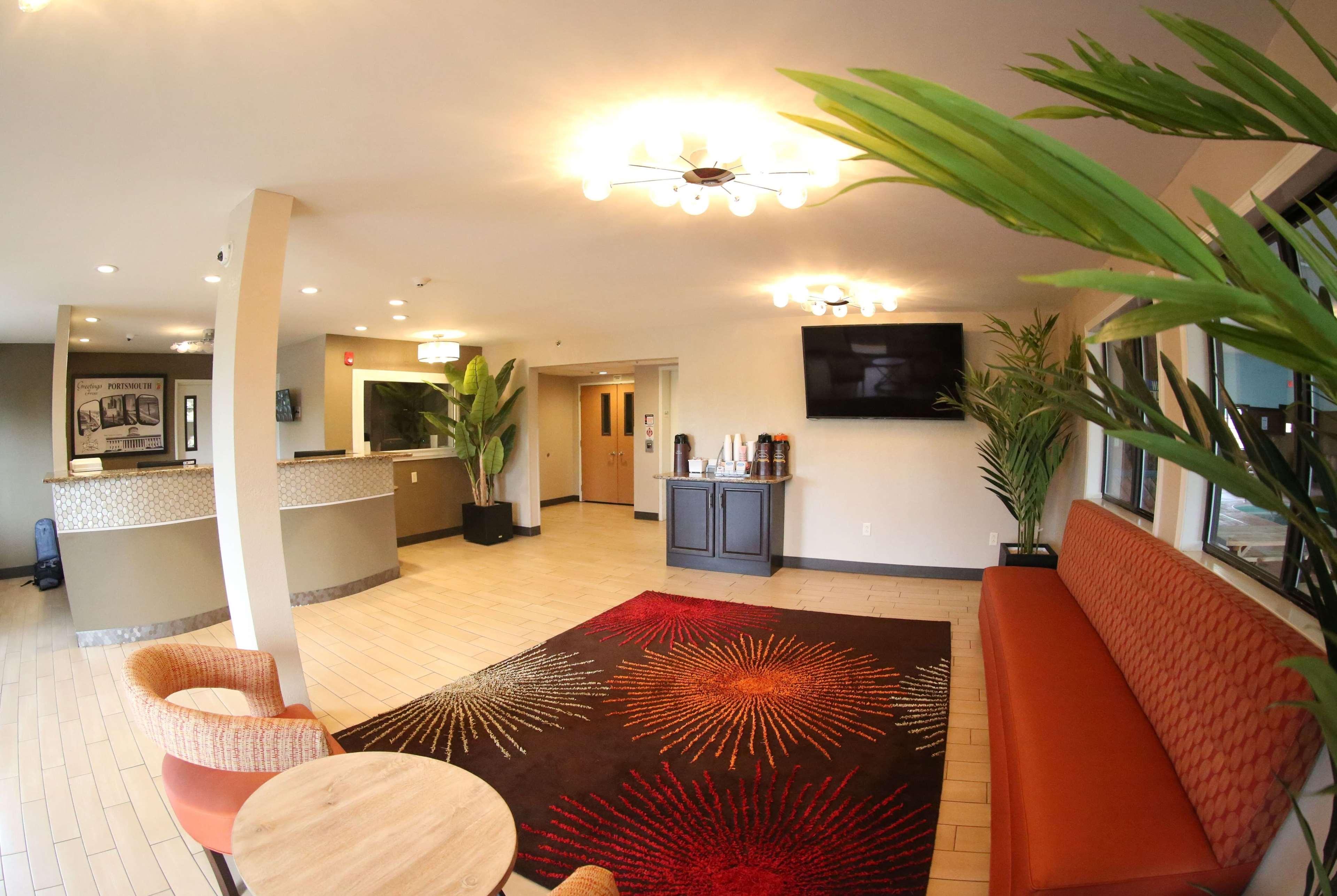 Super 8 By Wyndham Portsmouth Hotel Rosemount Exterior foto