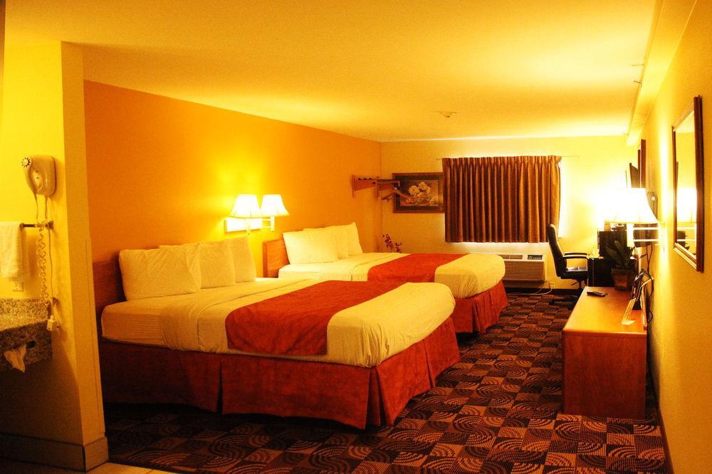 Super 8 By Wyndham Portsmouth Hotel Rosemount Exterior foto