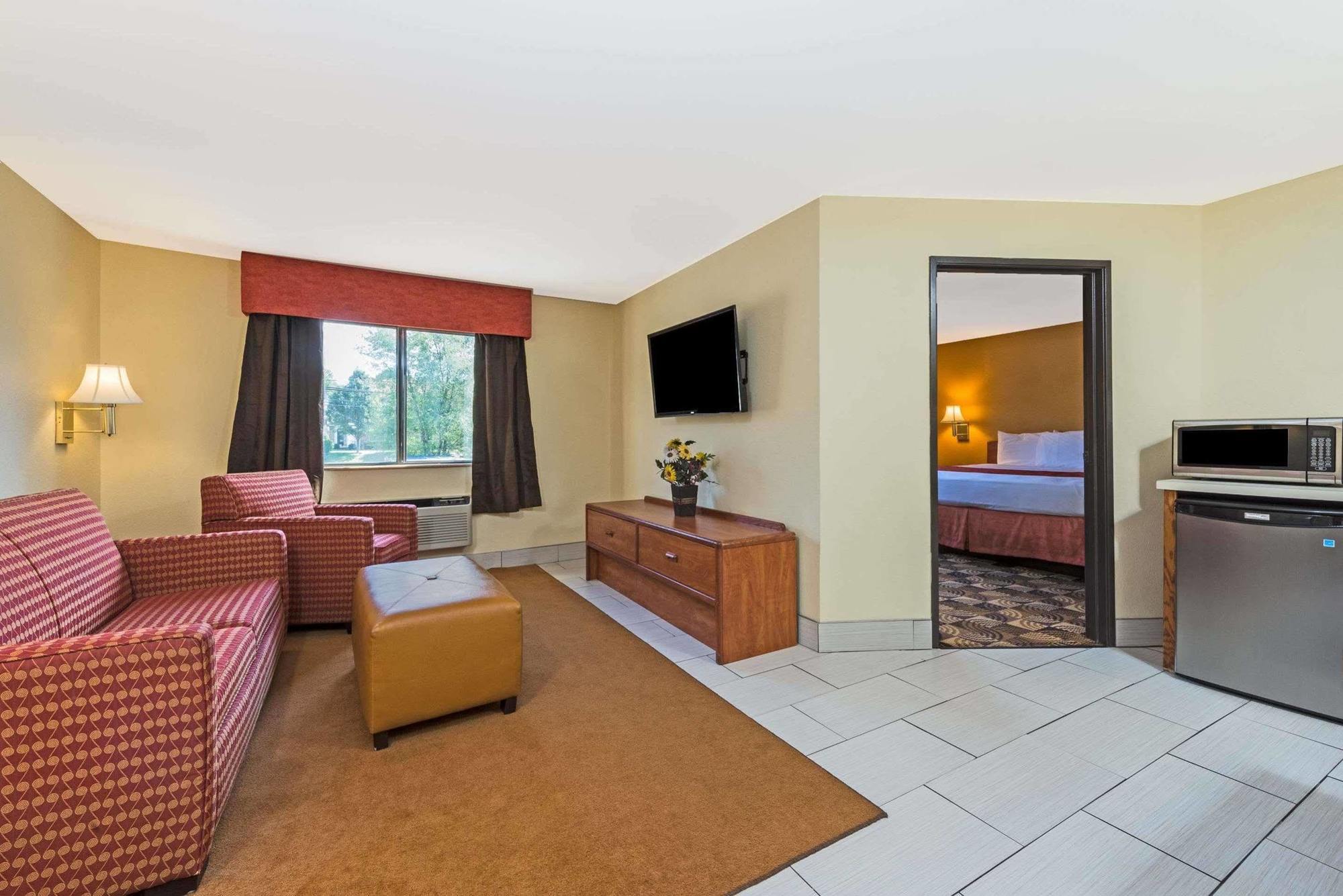 Super 8 By Wyndham Portsmouth Hotel Rosemount Exterior foto